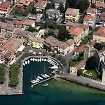 Del Garda 2* Torri Del Benaco