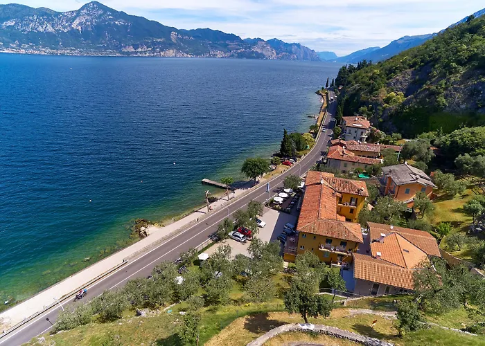 فندق Del Garda 2*