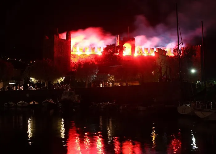 Del Garda 2* توري ديل بيناكو