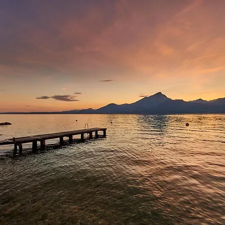 ホテル Del Garda トッリ・デル・ベーナコ