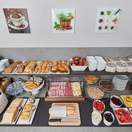 Del Garda Torri Del Benaco