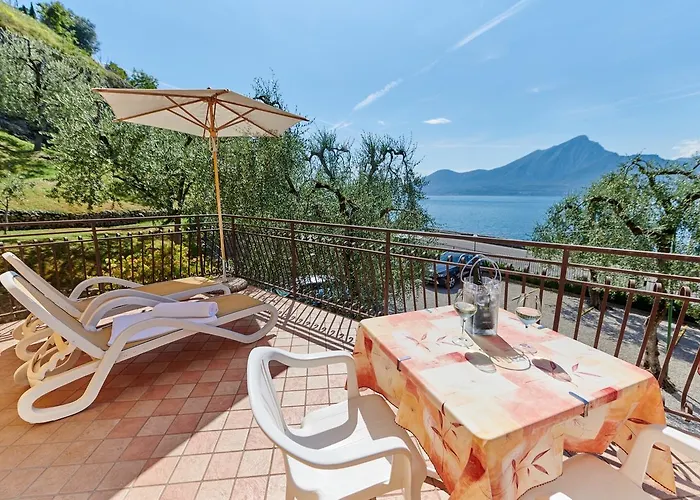 Del Garda Torri Del Benaco