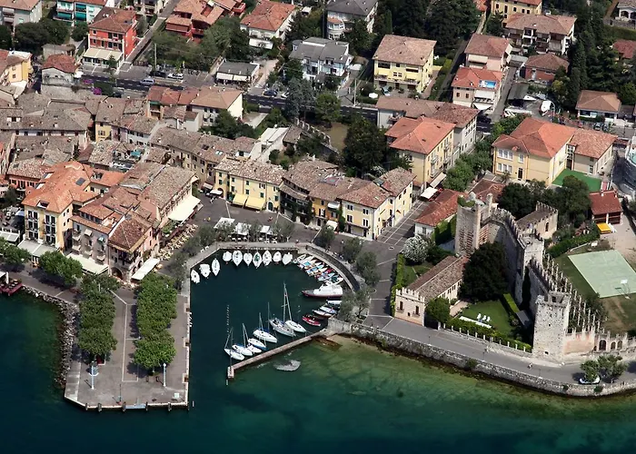 Del Garda 2* Torri Del Benaco